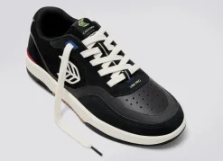 Cariuma Uba Pro Black Suede and Mesh Ivory Logo Schuhe
