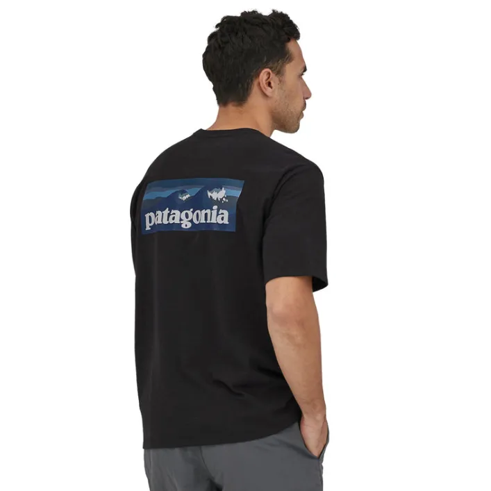 Patagonia Herren Boardshort Logo Pocket T-Shirt