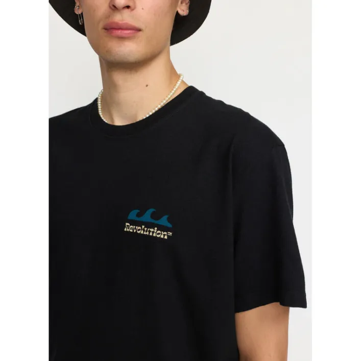 Revolution Printed Dow T-Shirt