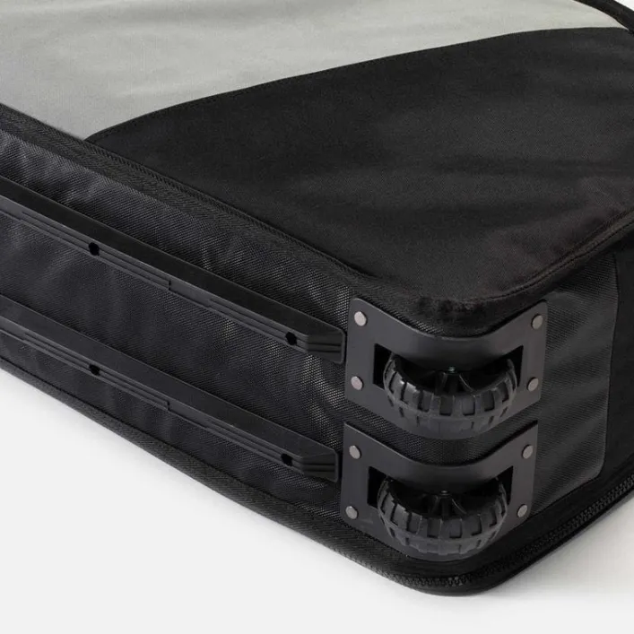 ROAM Boardbag Surfboard Coffin Wheelie 9.2