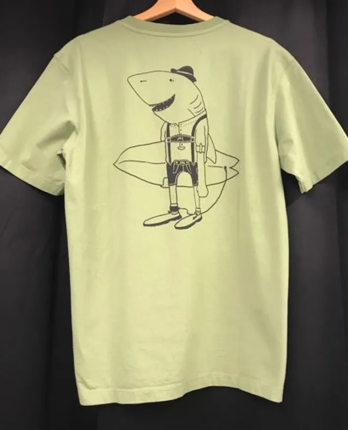 SantoLoco Surf Hai T-Shirt