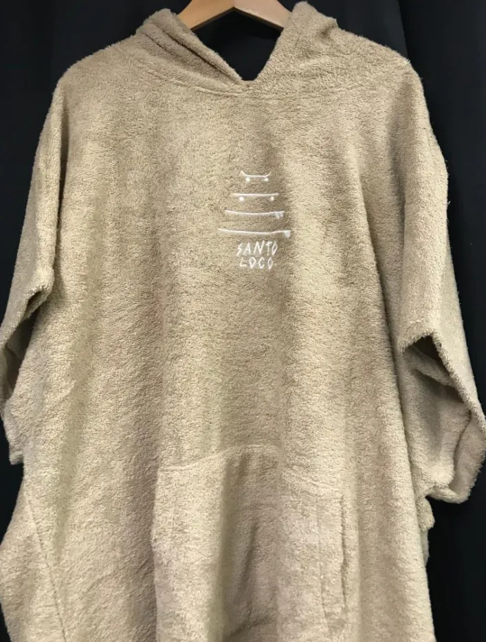 SantoLoco WeLoveBoards Poncho