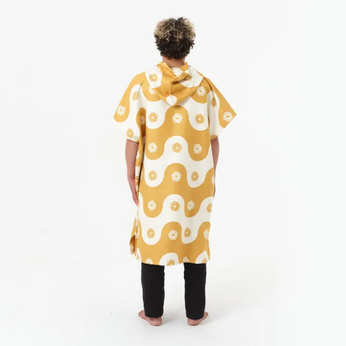 Schnelltrocknender Poncho „Slowtide Botanical Waves“
