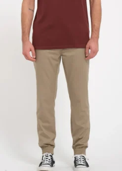 Volcom – Schmaler Jogginganzug „Frickin“